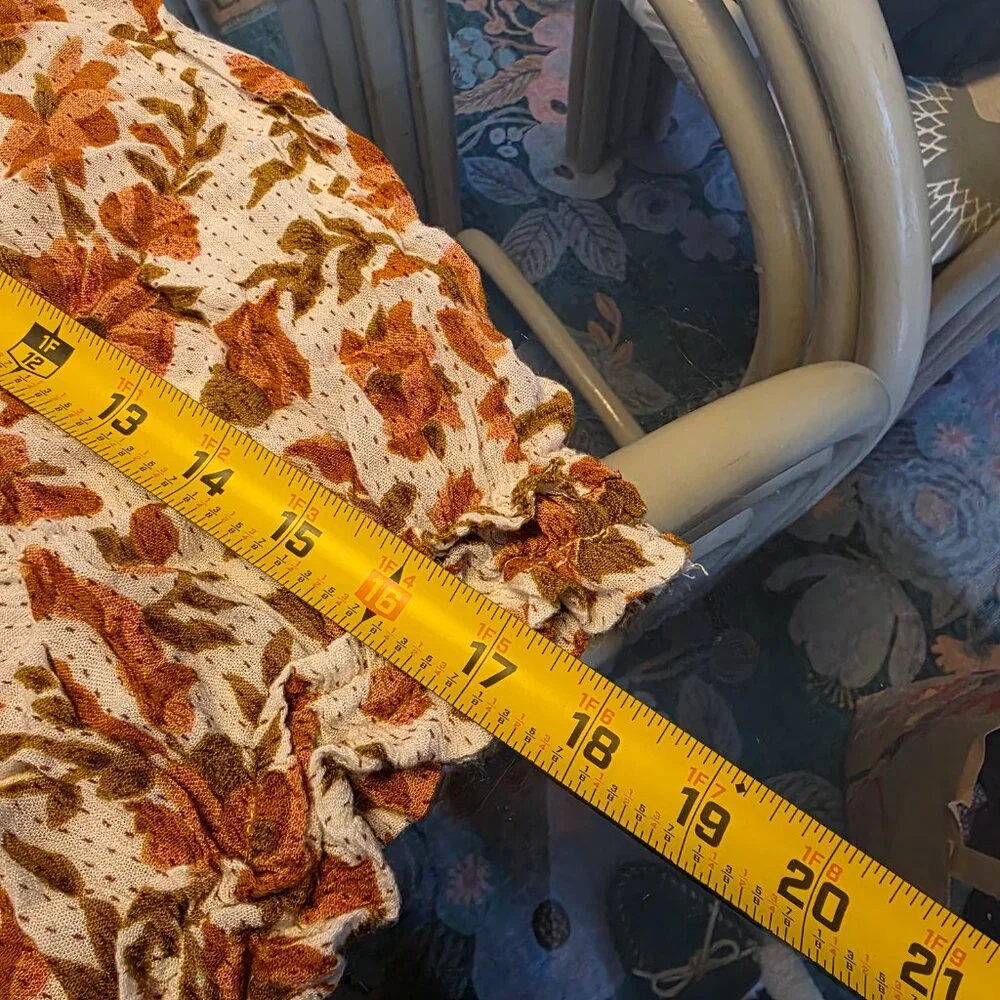 Free People One Suki Off Shoulder Floral Crop Blouse sz M Orange Ivory Festival